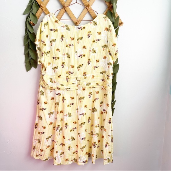 Eshakti Floral Print Pleat Waist Dress with Pockets - Picture 11 of 12